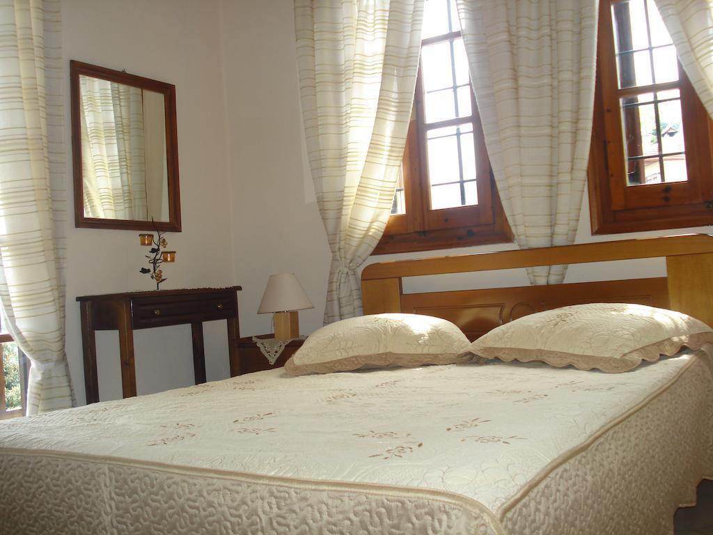 Hotel Alkmini à Áyios Dhimítrios Extérieur photo