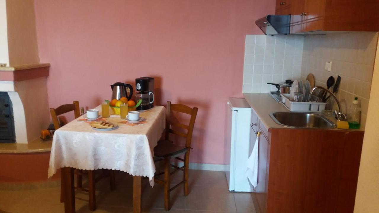 Hotel Alkmini à Áyios Dhimítrios Extérieur photo