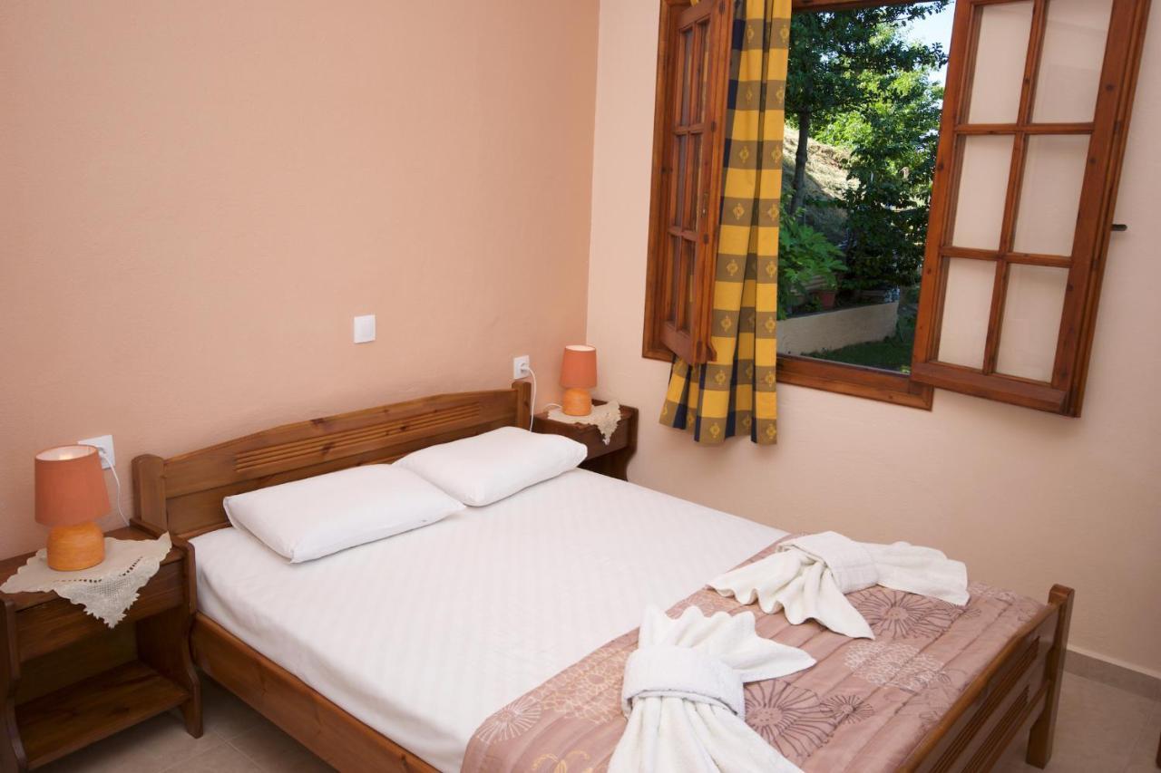 Hotel Alkmini à Áyios Dhimítrios Extérieur photo