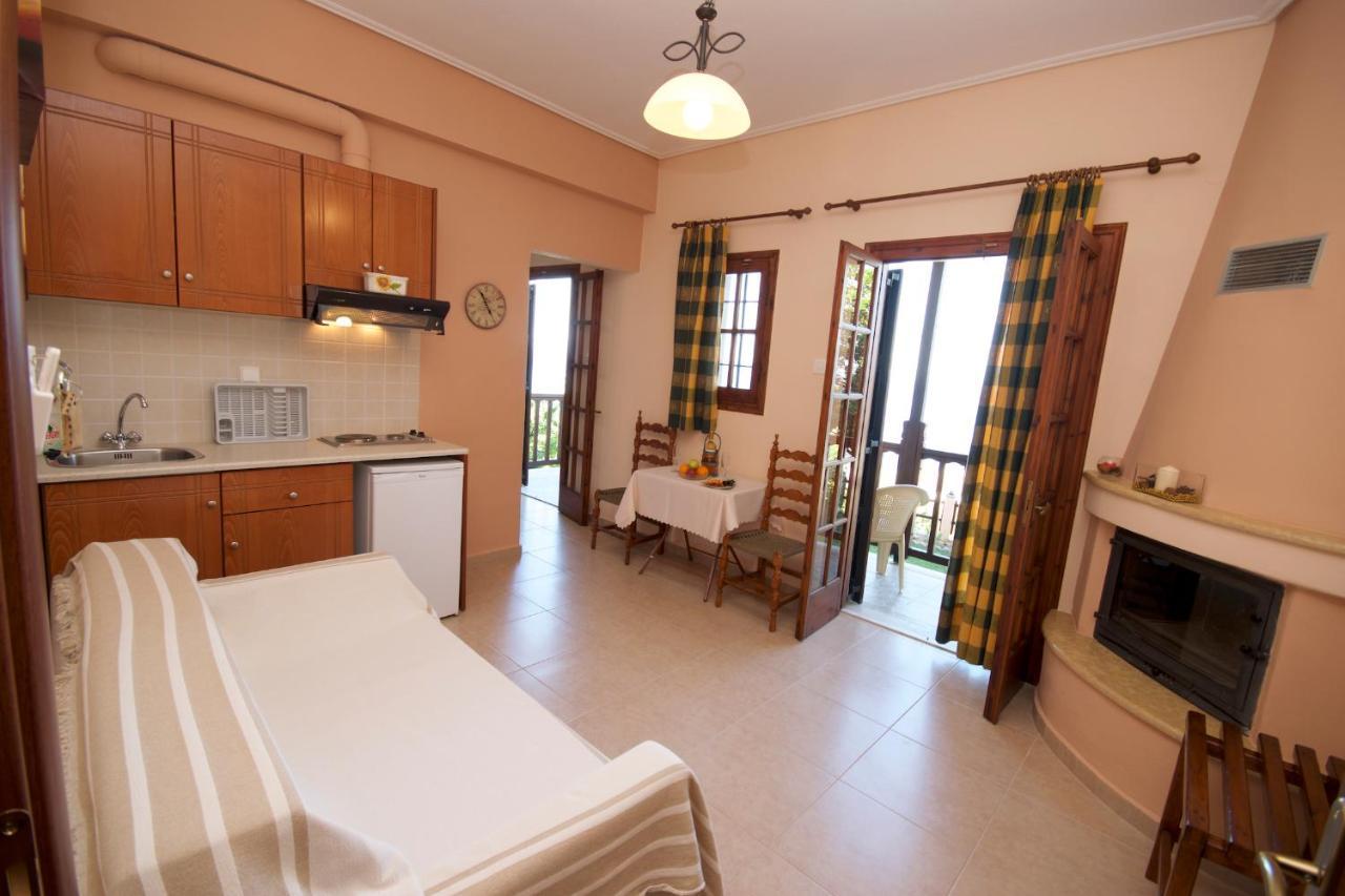 Hotel Alkmini à Áyios Dhimítrios Extérieur photo